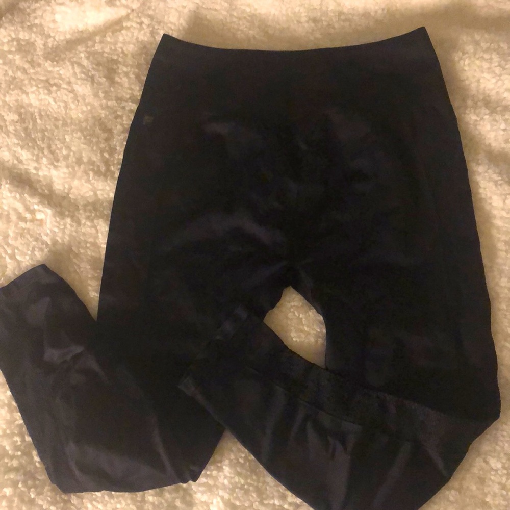 Women’s compression leggings